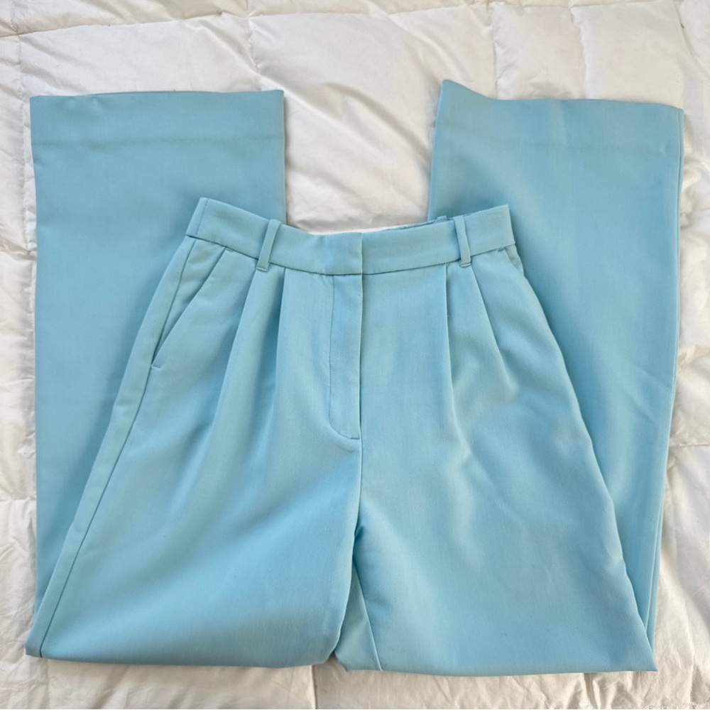Abercrombie & Fitch Sloan Tailored Wide Leg Pant in Light Blue - Picture 7 of 10
